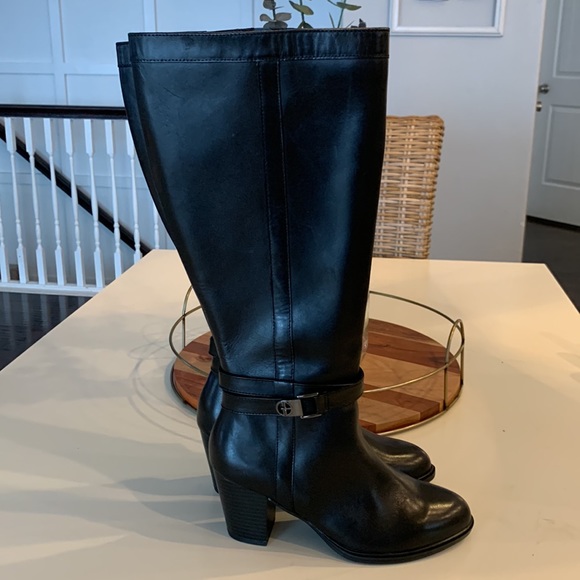 Giani Bernini Shoes - Giani Bernini knee high black leather boots-size 7.5*****EXTENDED CALF*****